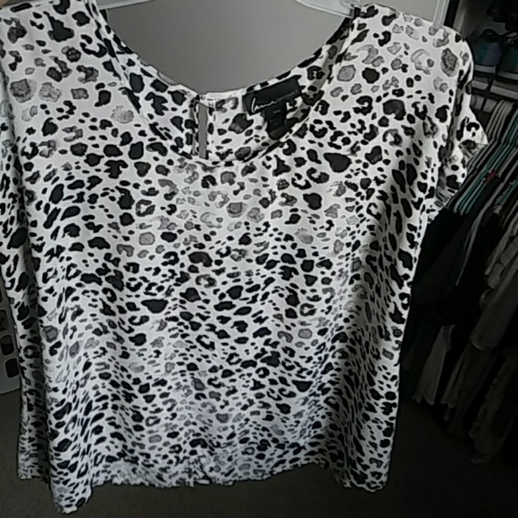 Blouse - Picture 4 of 4